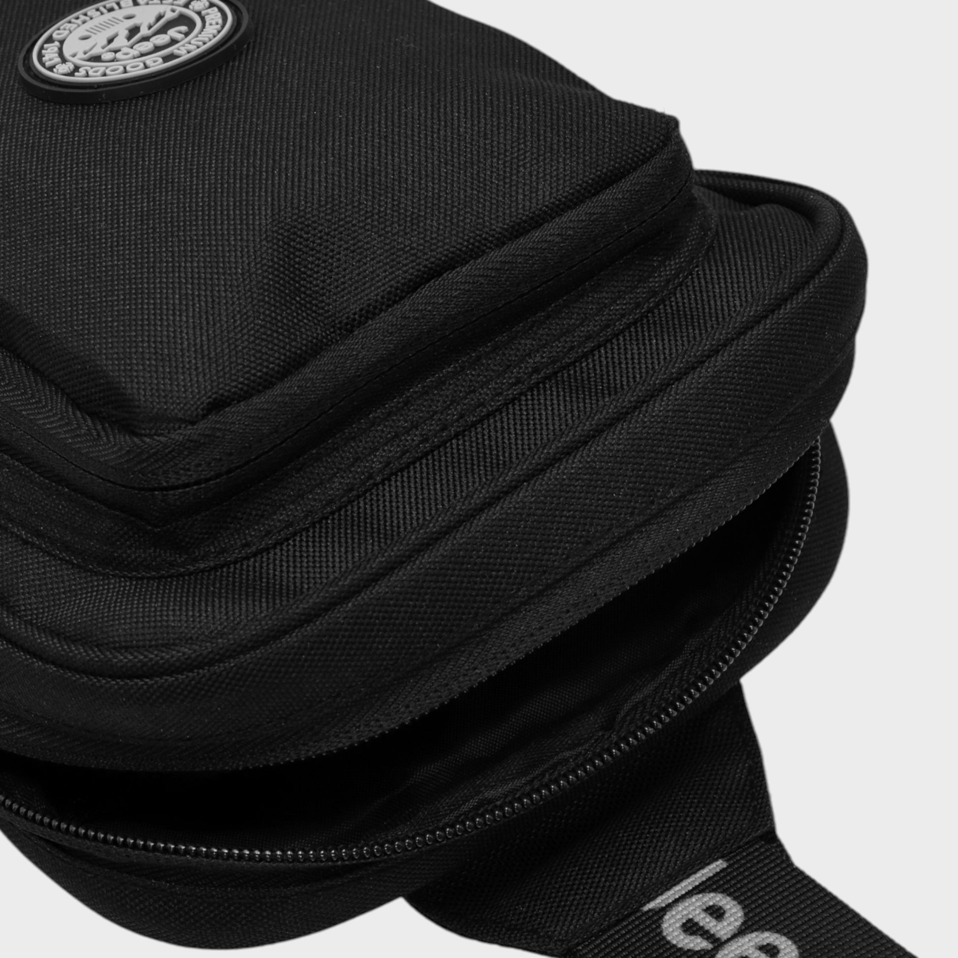 Edge Cross Body (7)