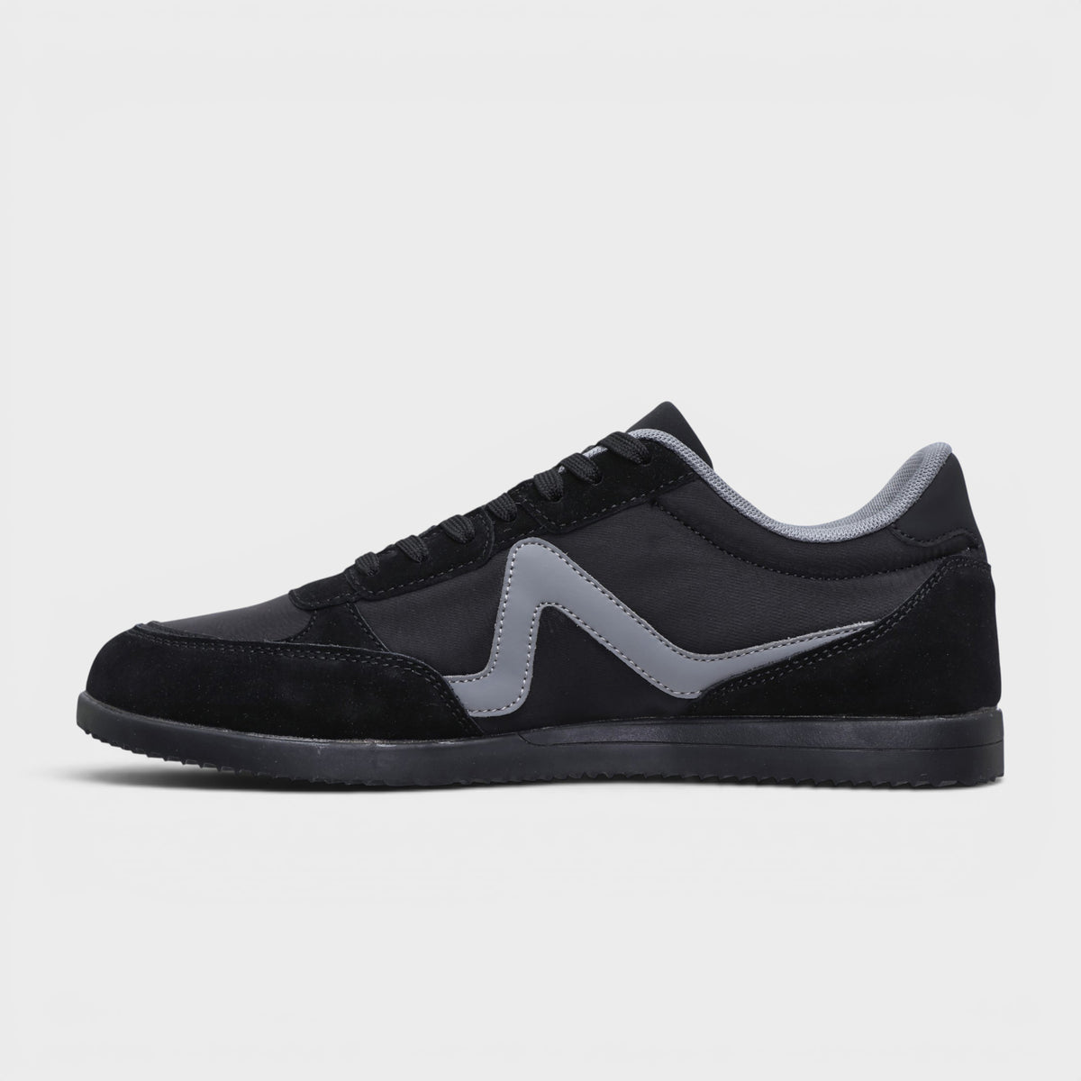 Edge Sneaker (2)
