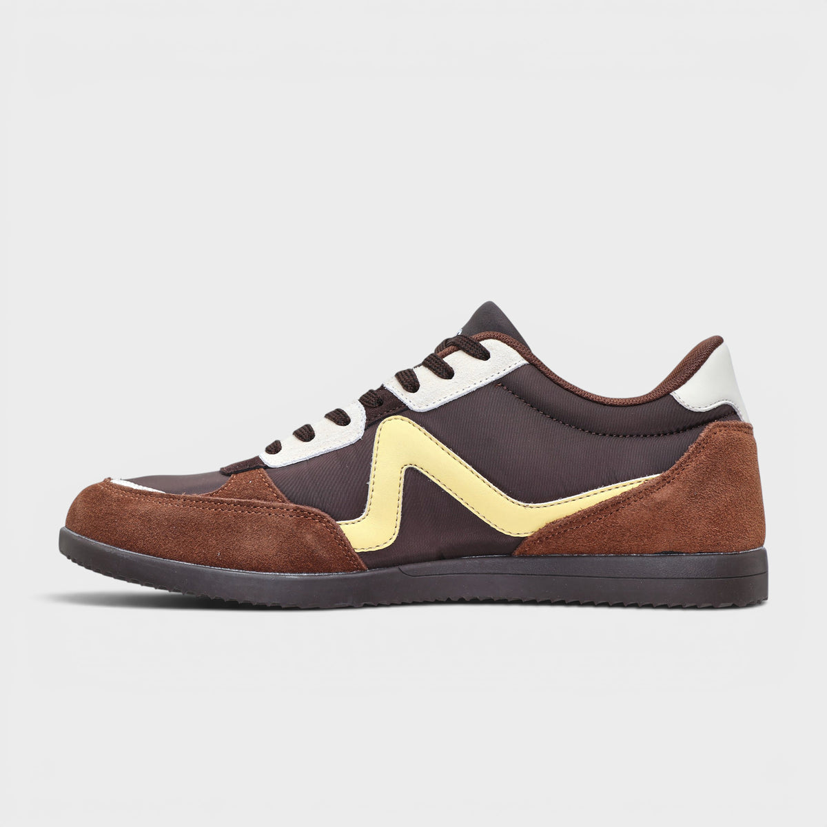 Edge Sneaker (2)