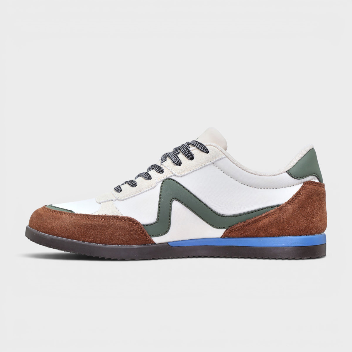 Edge Sneaker (2)