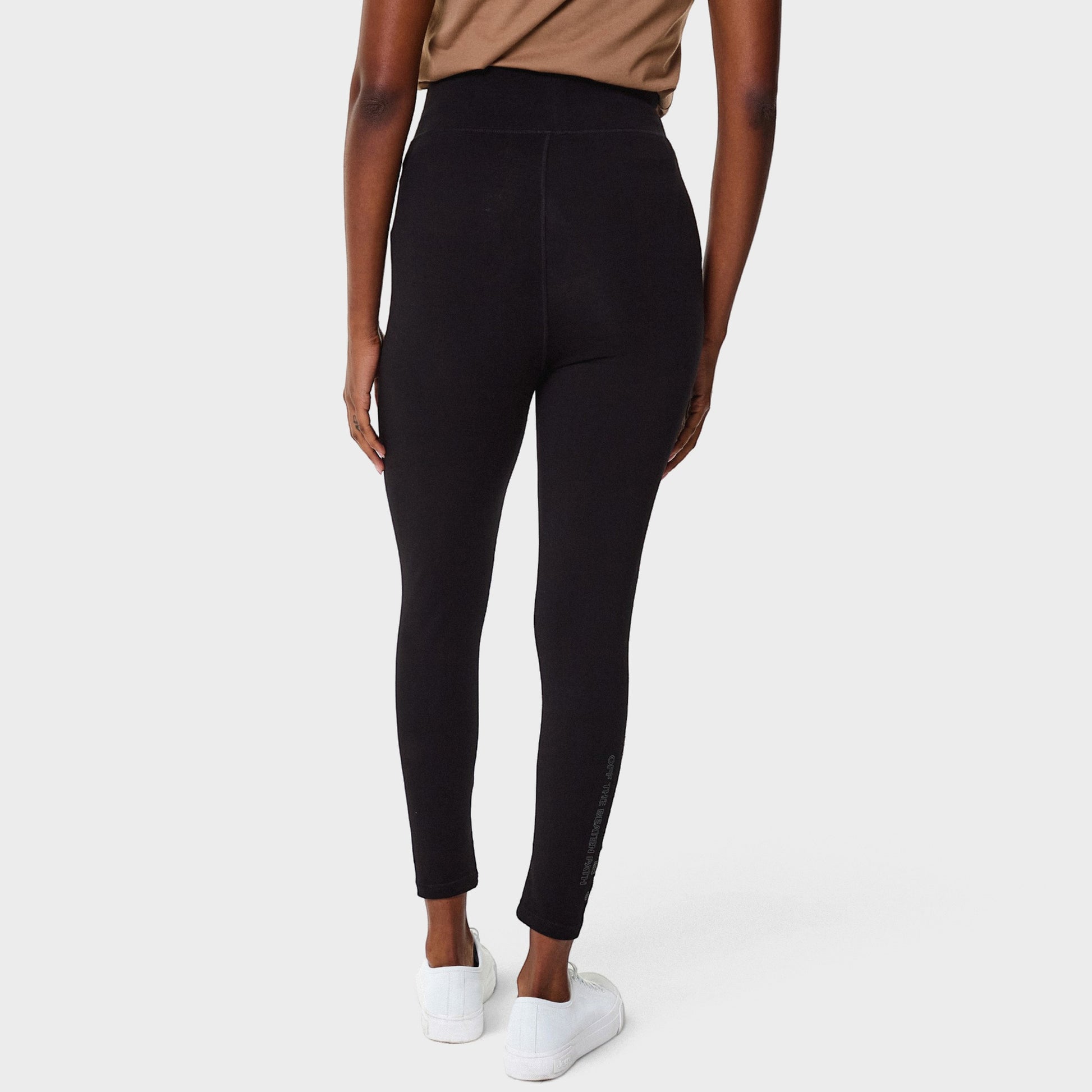 Core Leggings (3)