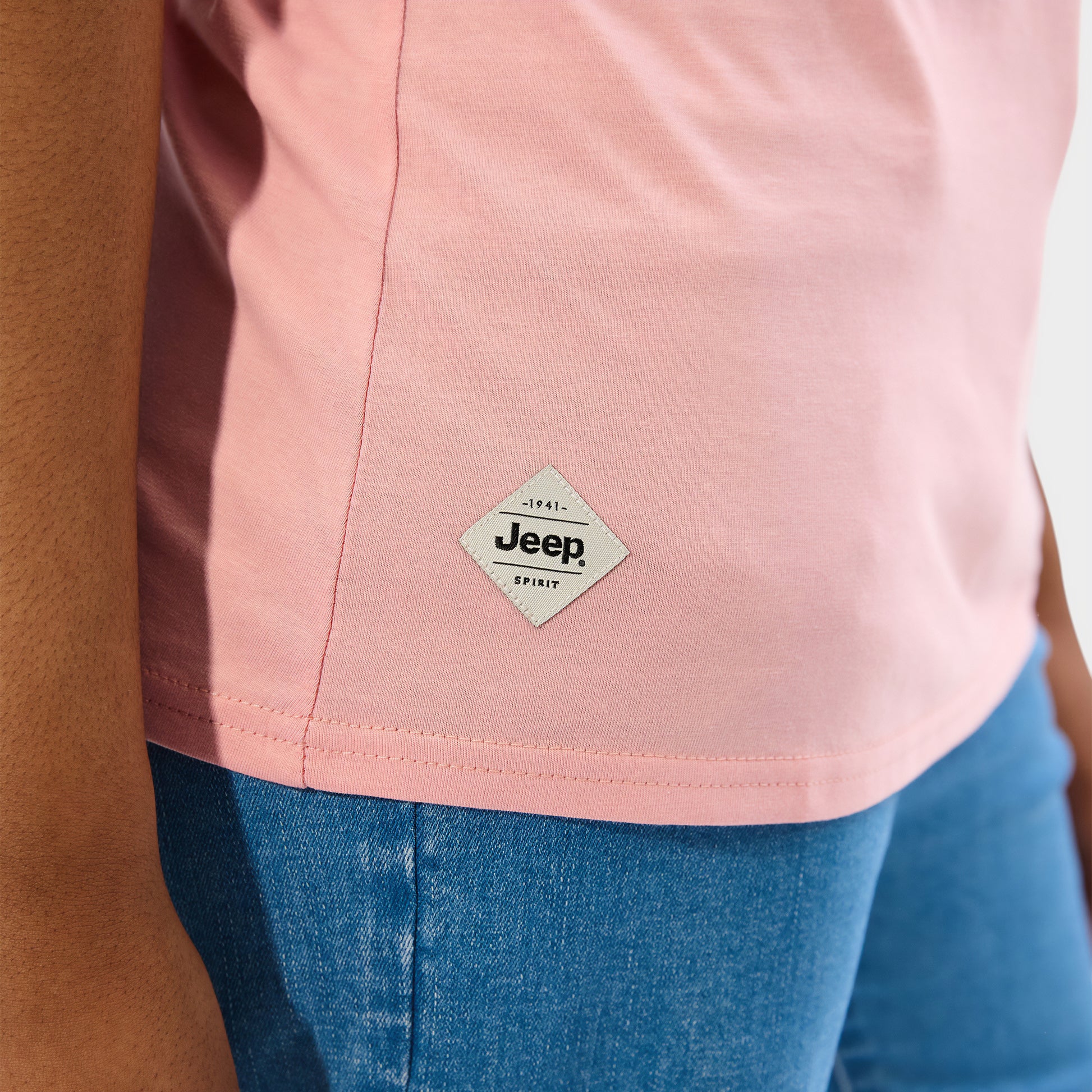 Freedom To Roam Graphic T-Shirt (5)