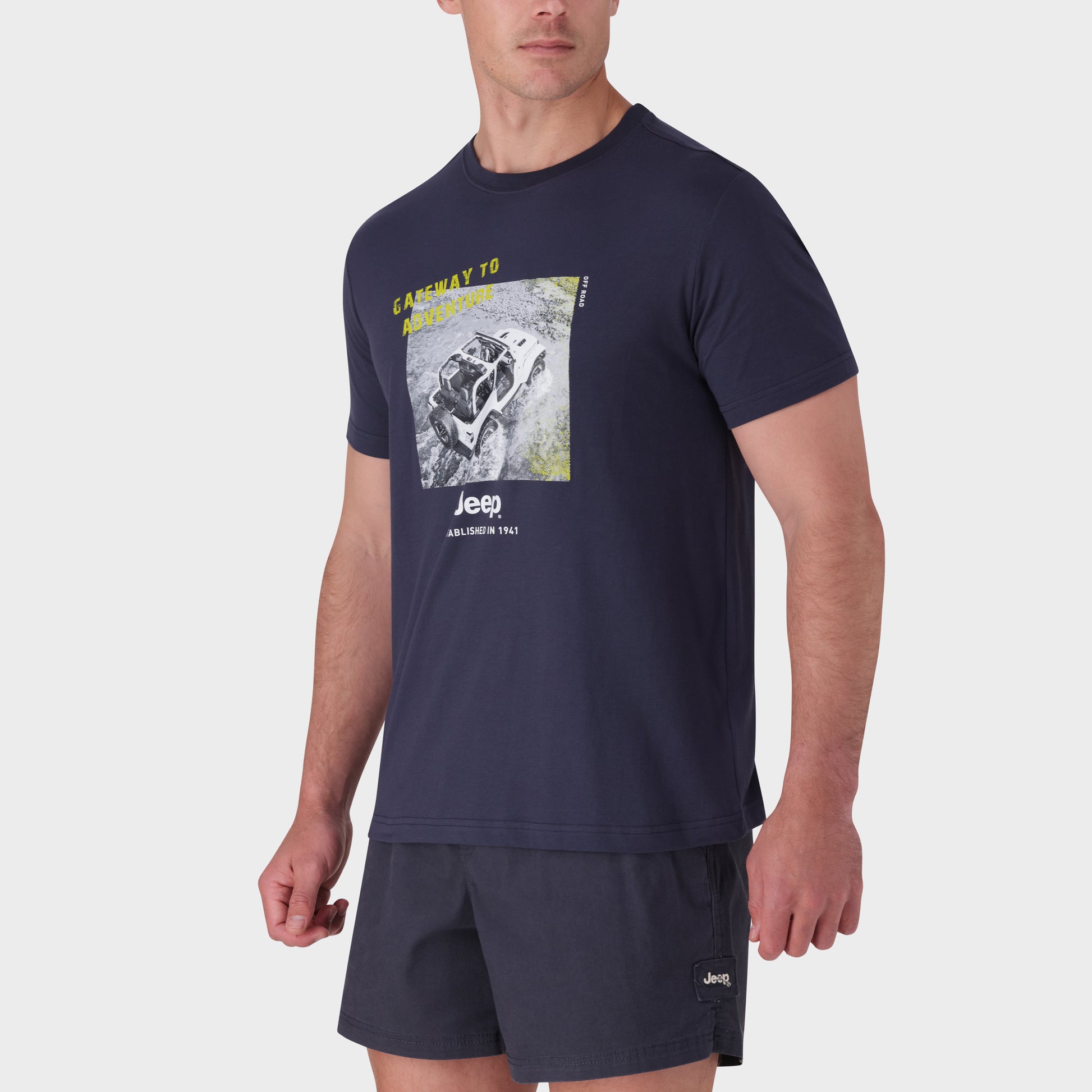 Fashion Graphics T-Shirt (2)