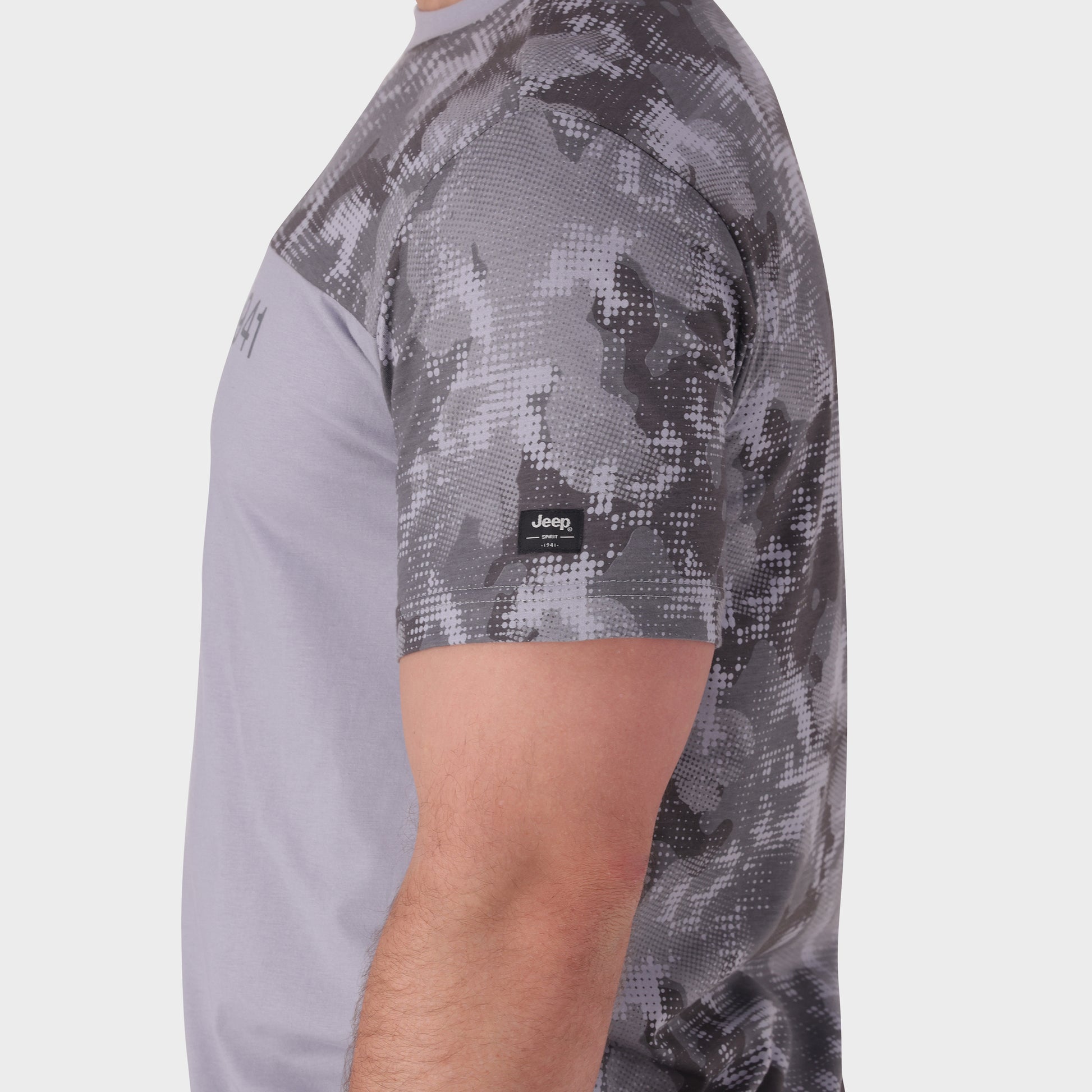 Fashion Graphics T-Shirt (4)