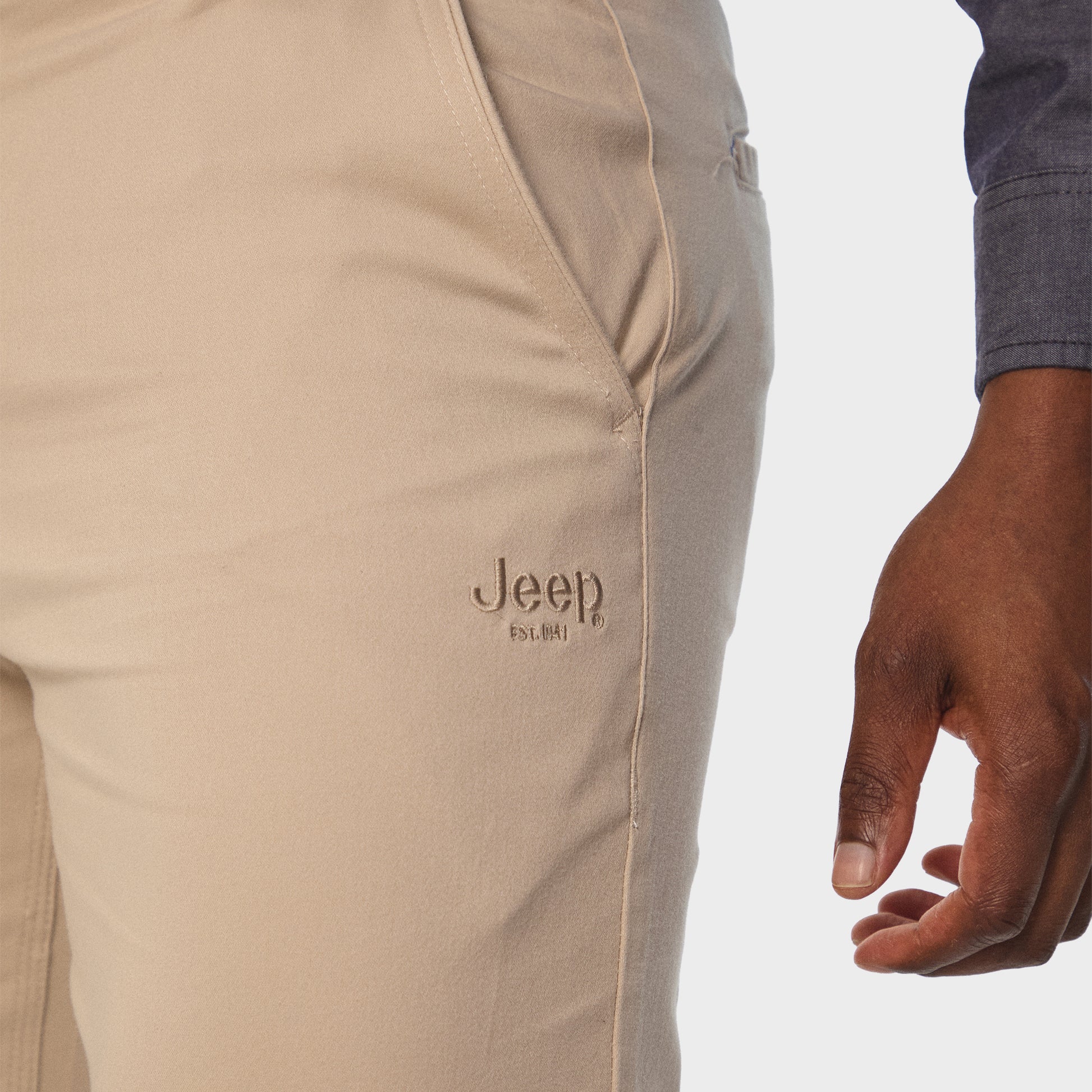 Baggy Fit Chinos (4)