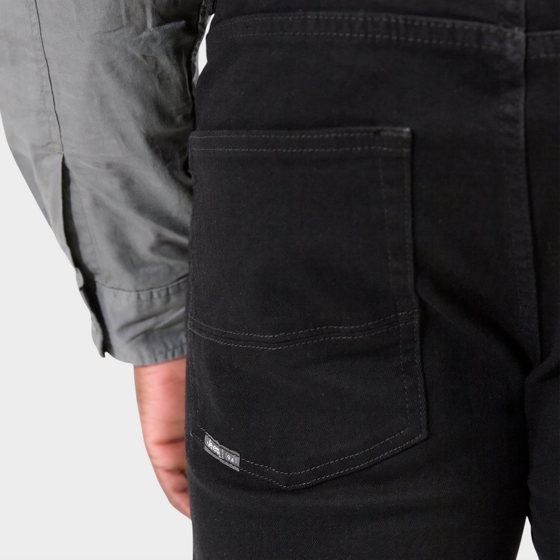 Tapered Leg Black Denim (4)