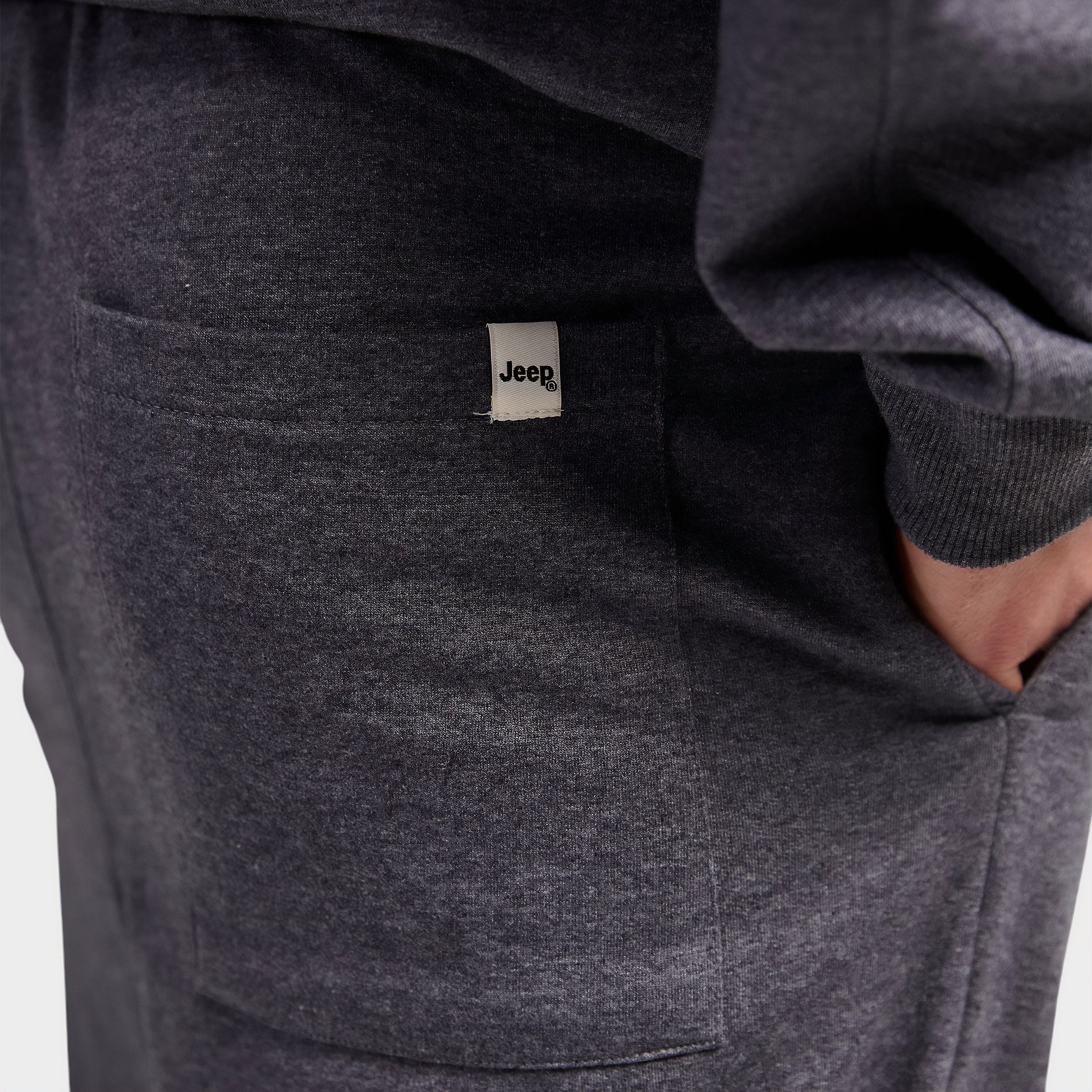 Fleece Jogger (6)