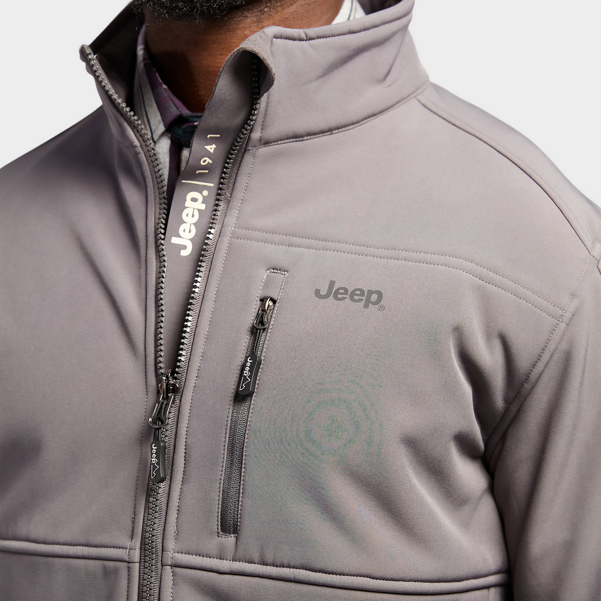 Funnel Neck Softshell Jacket (5)