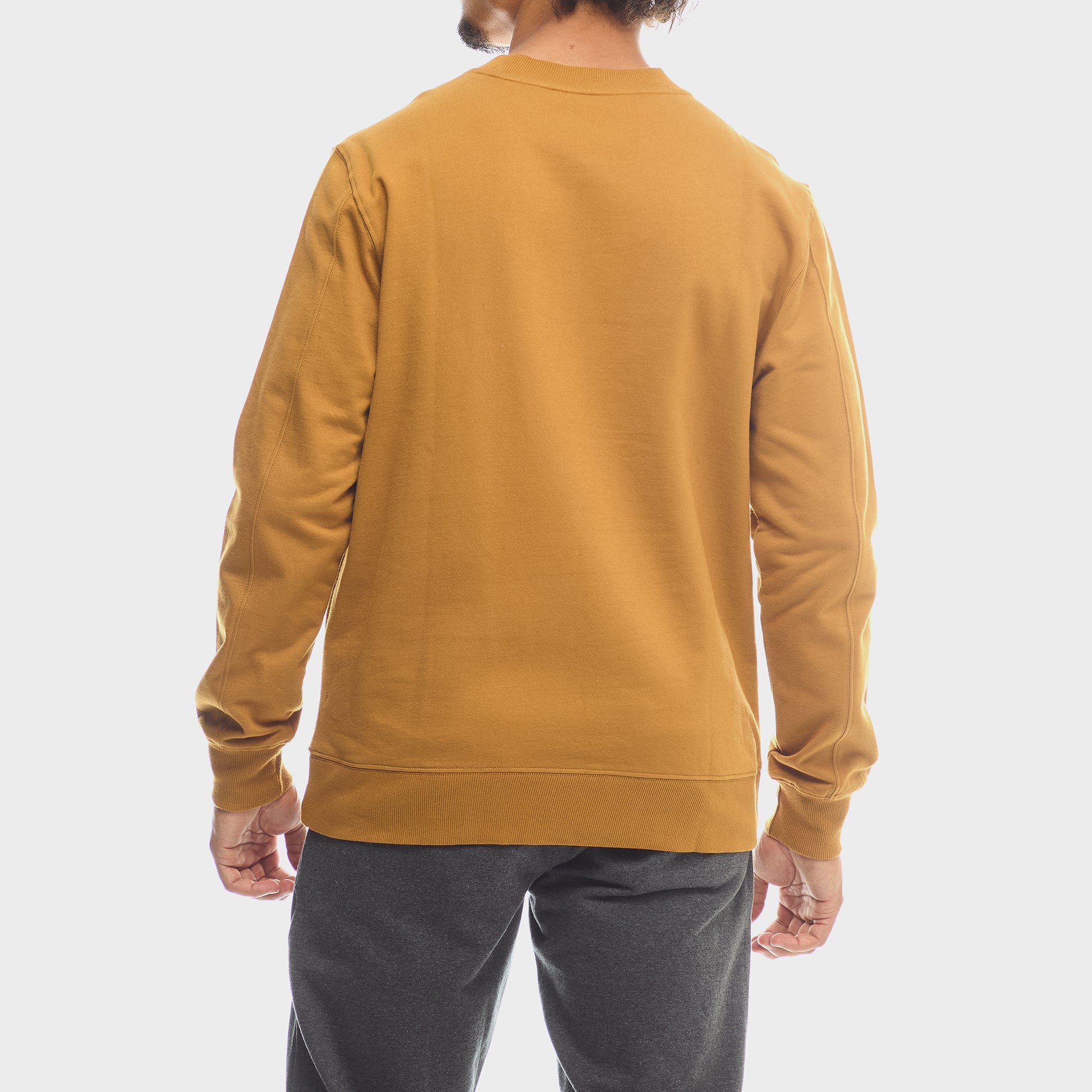Core Applique Fleece Crewneck (2)