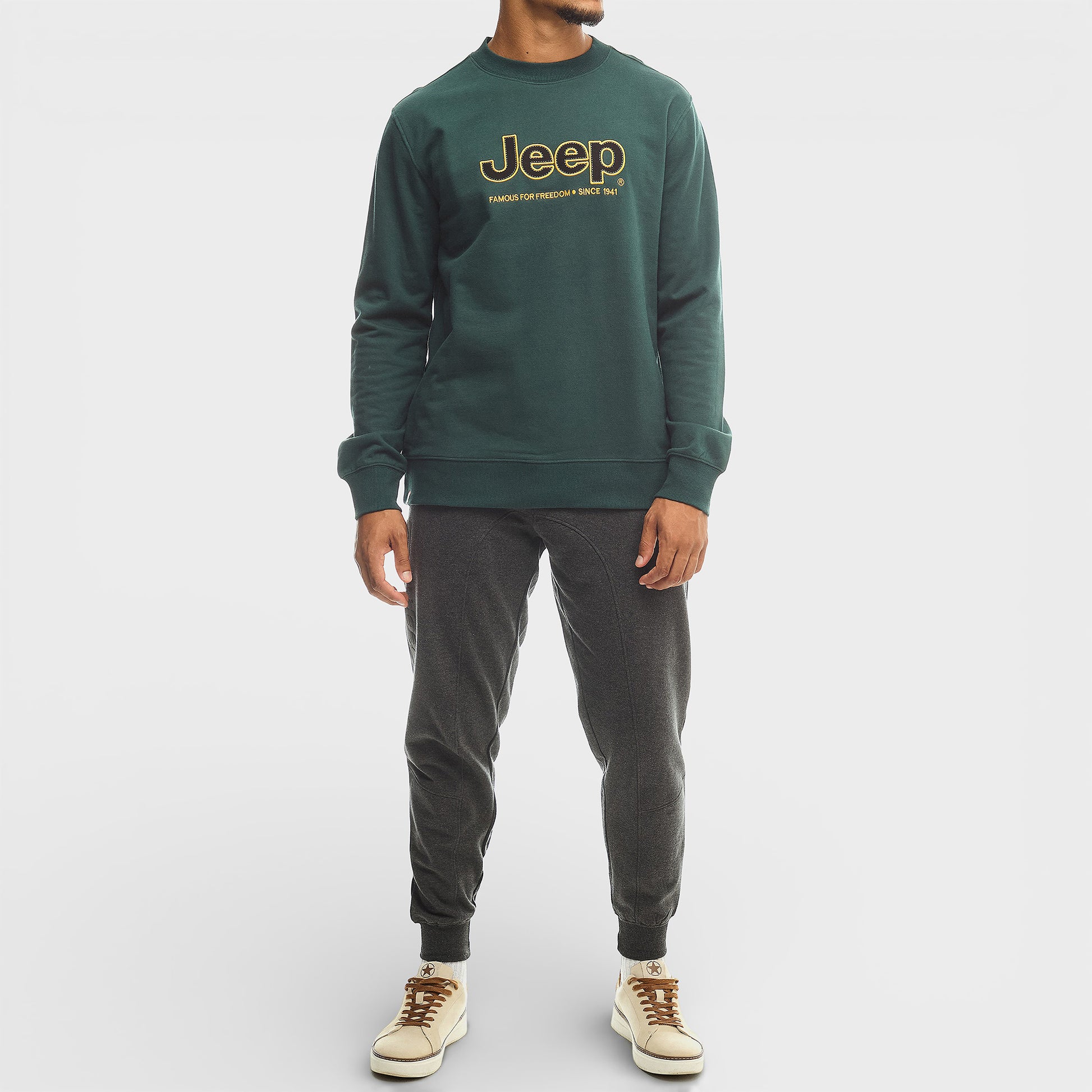 Core Applique Fleece Crewneck (5)