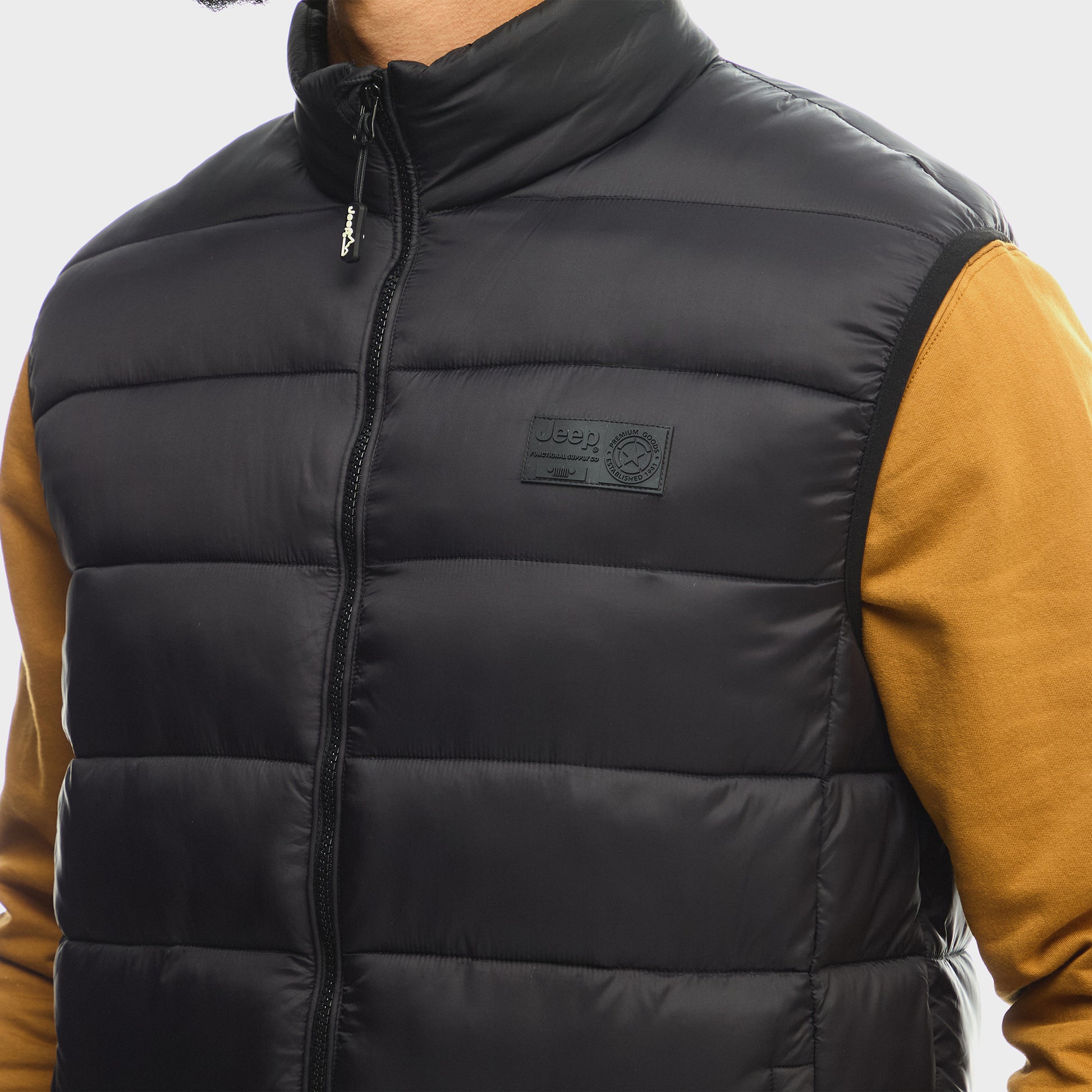 Core Sleeveless Puffer (3)