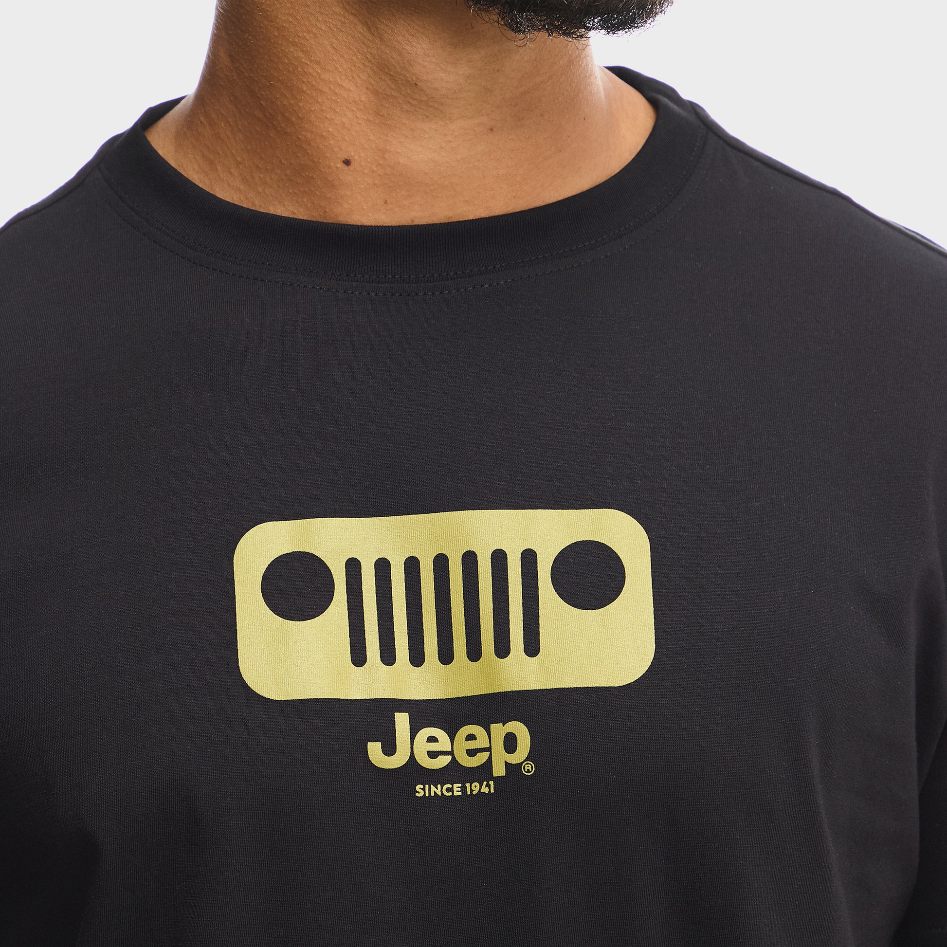 Core Logo Grill Tee (3)