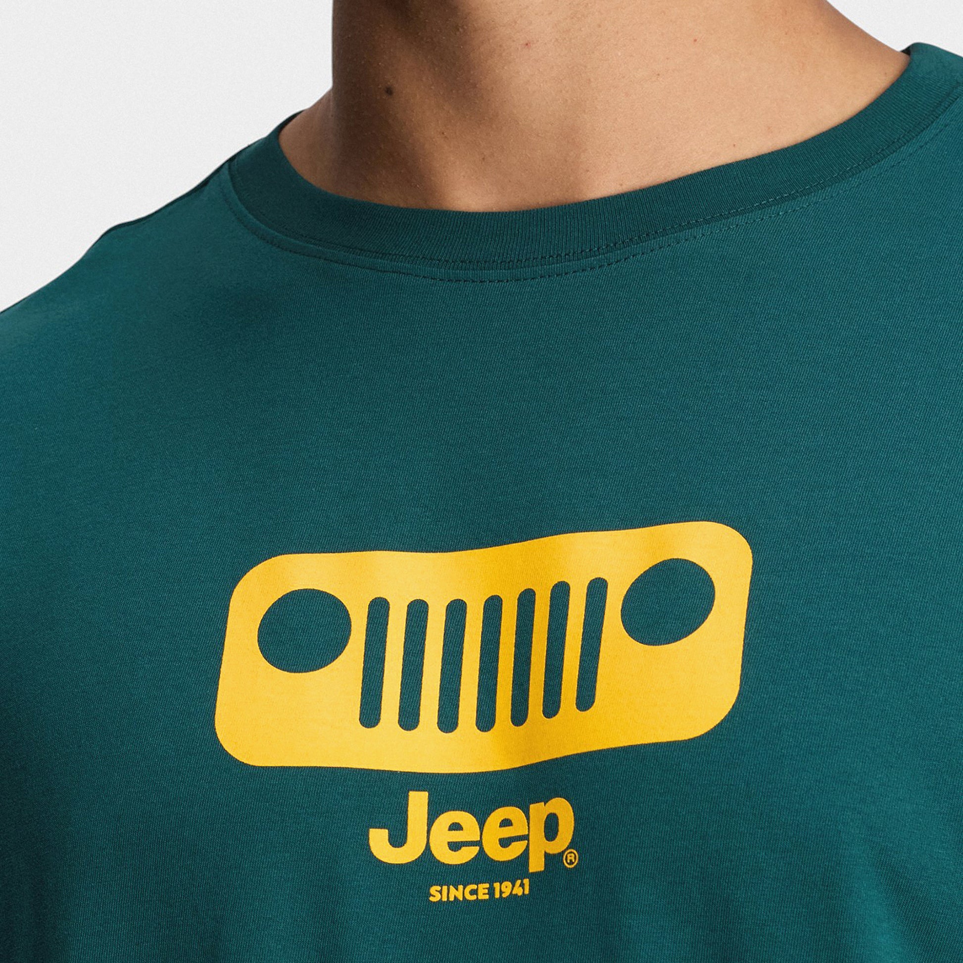 Core Logo Grill Tee (3)